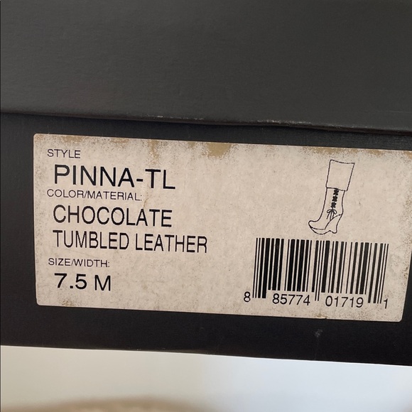 Vince Camuto Wedge Boots - Picture 16 of 16